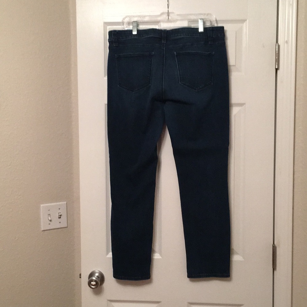 Jeans - Picture 2 of 4